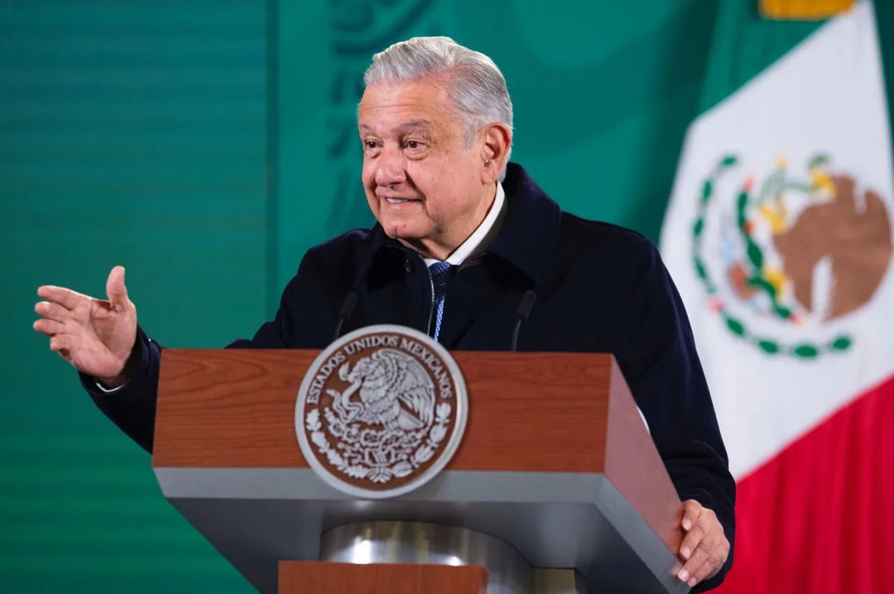 López Obrador recomienda reunirse en Navidad pese a variante ómicron