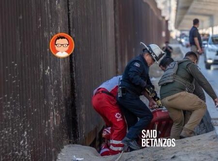 Migrante extranjera es abandonada y cae del muro fronterizo