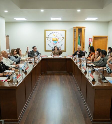 Cabildo de Rosarito refuerza transparencia y el desarrollo institucional