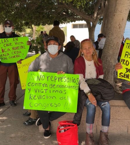 Protestan por migrante que podría perder sensibilidad en sus genitales tras ser torturado