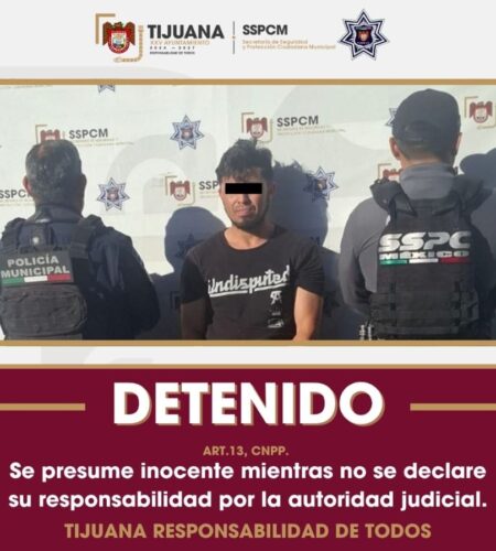 Caminaba con pistola en la cintura y es sorprendido por policías municipales