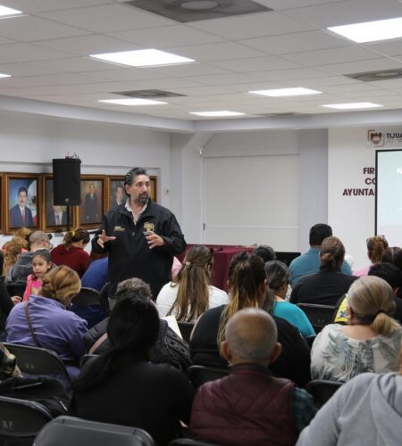 Más de 2,000 emprendedores en Tijuana reciben capacitación con fondos Tijuana