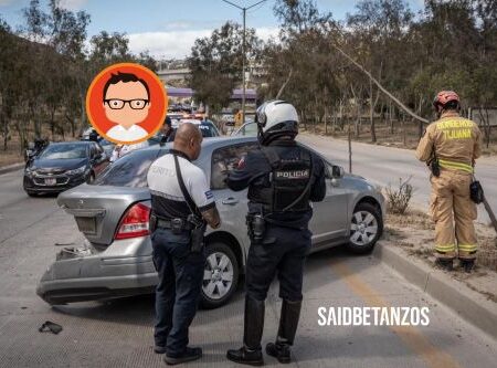 Niña resulta herida en choque múltiple