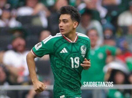El tijuanense Gil Mora debuta en el Mundial 2026 y pone a Xolos en la historia de México