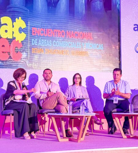 Mónica Vega resalta la innovación centrada en las personas en el sector hídrico