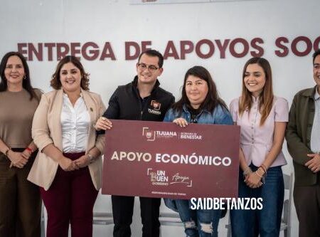 Entrega Ayuntamiento más de 1 MDP en apoyos sociales