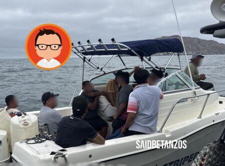 Rescatan a 13 migrantes a la deriva en yate frente a Isla Coronado
