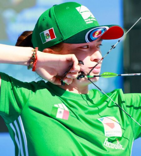 Adriana Castillo brilla en el panamericano de tiro con arco