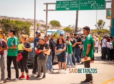 Dejan todo al último y saturan oficinas para evitar multas por placas