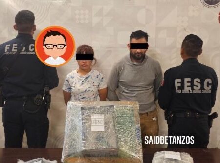 Caen con billetes clonados, droga y equipo para falsificar dinero