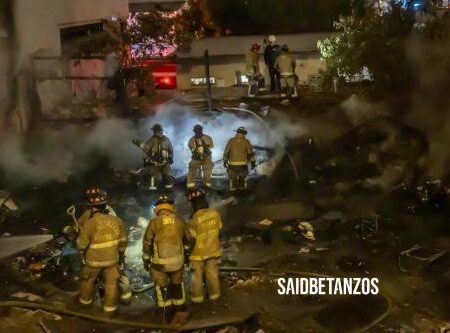 Arde predio en la Libertad; llamas amenazaron viviendas