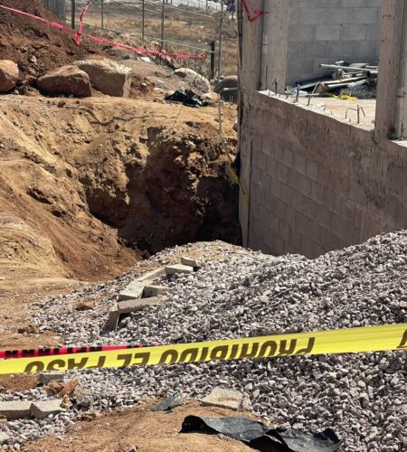 Familia de albañil fallecido en derrumbe pide ayuda para trasladar su cuerpo