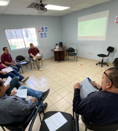 Impulsan programas para fomentar relaciones sin violencia
