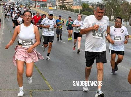 Guardia Nacional celebra su aniversario con carrera en Palacio Municipal de Tijuana