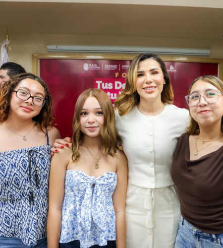 Gobierno lanza Beca «Corazón de Cimarrón» para estudiantes rurales