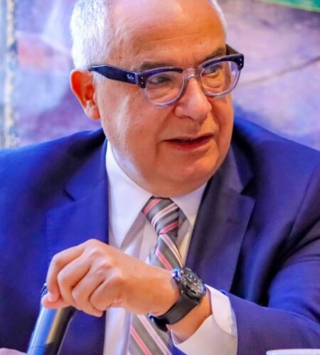 Alfredo Álvarez apoya iniciativa contra el feminicidio de la presidenta Claudia Sheinbaum