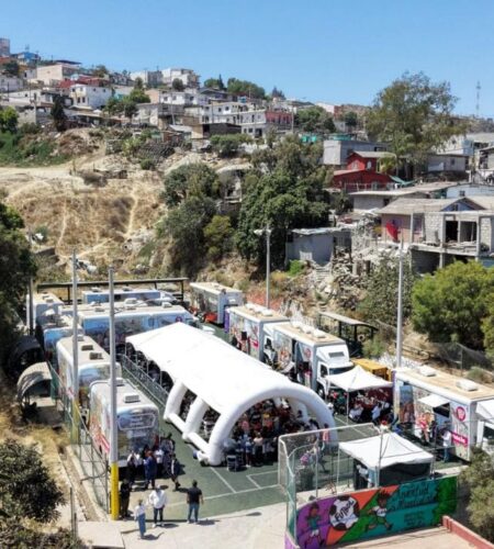 Más de 500 habitantes de Las Cumbres reciben atención integral en Tijuana