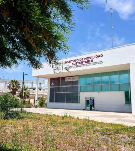 IMOS reafirma diálogo con transportistas y anuncia descuentos en trámites de gafete