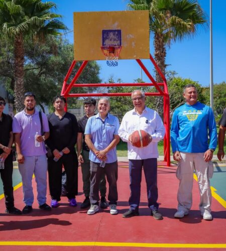 Alfredo Álvarez lidera encuentros en Playas de Rosarito para fortalecer la comunidad