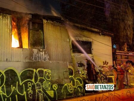 Se incendia por tercera vez un “picadero” en la avenida Internacional