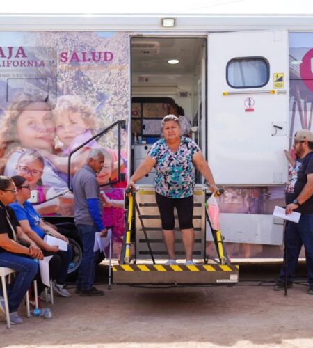 Caravanas de Salud llevan servicios médicos gratuitos a comunidades de Baja California