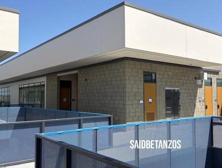 Mil estudiantes estrenan edificios en regreso a clases de San Diego