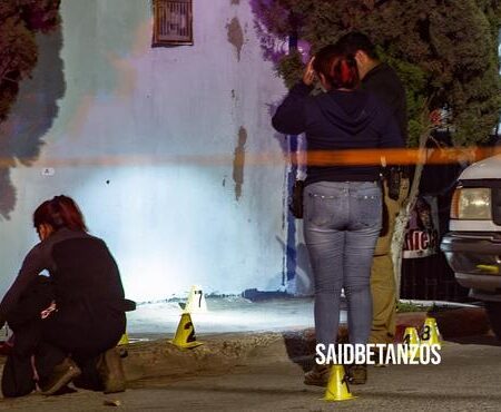Encapuchado dispara 12 veces contra mujer en la colonia Obrera; está grave