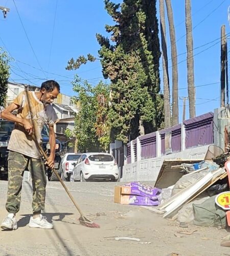 Más de 4 mil habitantes se benefician con programa de limpieza en Tijuana