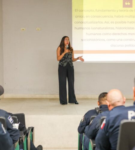 Capacitan a policías de Ensenada en derechos humanos y perspectiva de género