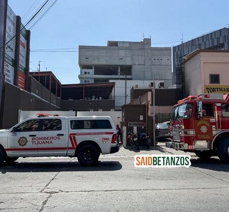 Se lesiona con un cuchillo mientras empaquetaba mercancía