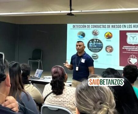 Capacitan a 402 docentes para detectar riesgos digitales y activar búsquedas en Tijuana
