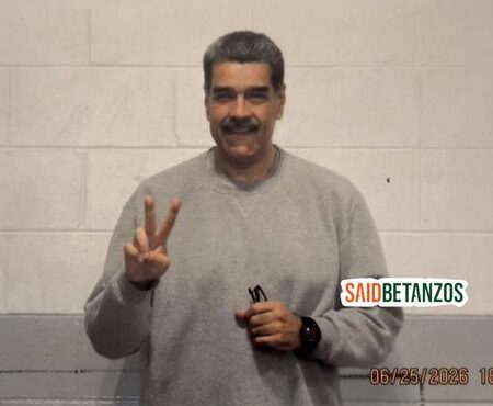 Publican fotos de Nicolás Maduro con ropa de interno desde una prisión de Nueva York