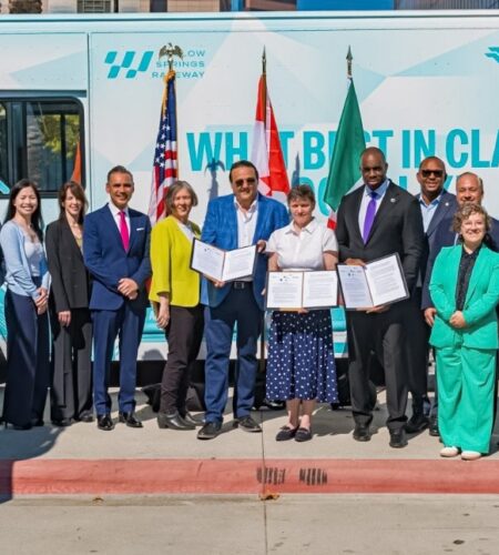 Baja California se une a iniciativa internacional para reducir emisiones en transporte de carga