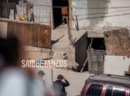 Sacan a hombre de su casa y le disparan en plena calle; su esposa también resulta herida
