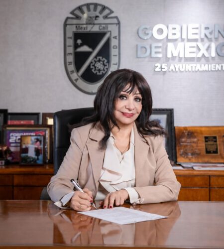 Bustamante presenta avances financieros y de obra pública en su Segundo Informe