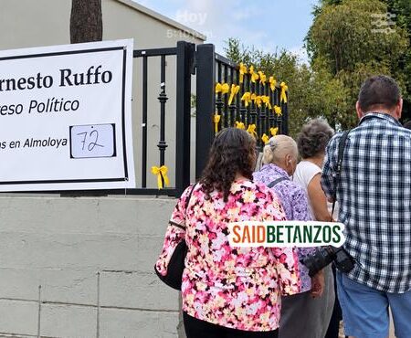 Esperan a Ernesto Ruffo en Ensenada; su hija asegura que no llevará brazalete