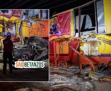Iba por “herencia” en su Mustang y terminó impactándose contra una refaccionaria