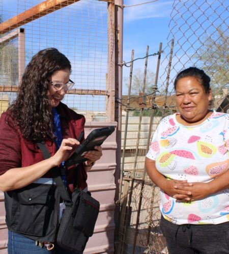 COEPRIS realiza labores de saneamiento en colonias de Ensenada
