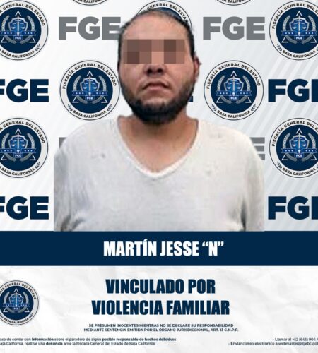 Tras discutir con su pareja, la habría empujado fuera de casa y amenazado en Mexicali