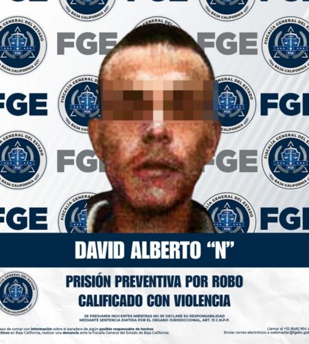 Amenazó a empleada con un cuchillo para robar más de 5 mil pesos de un OXXO